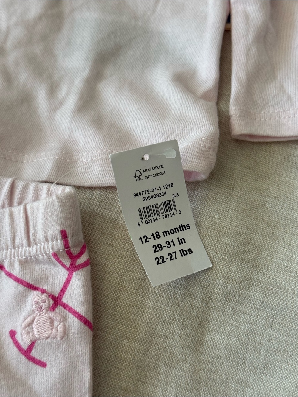 babyGap Long Sleeve Cutie T-Shirt and Valentines Leggings - Picture 6 of 6